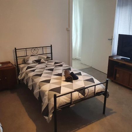 Apartamento Meublés HG Bains-les-Bains Exterior foto