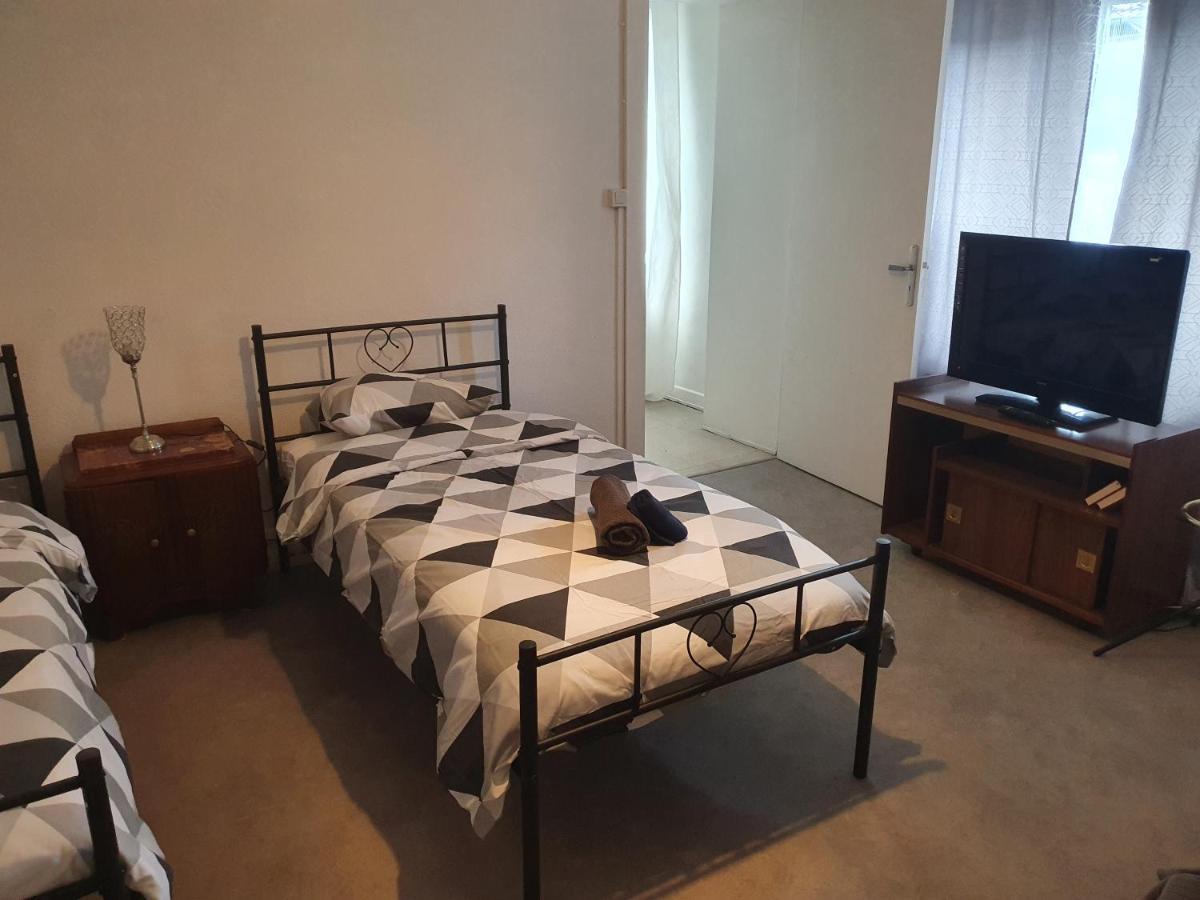 Apartamento Meublés HG Bains-les-Bains Exterior foto
