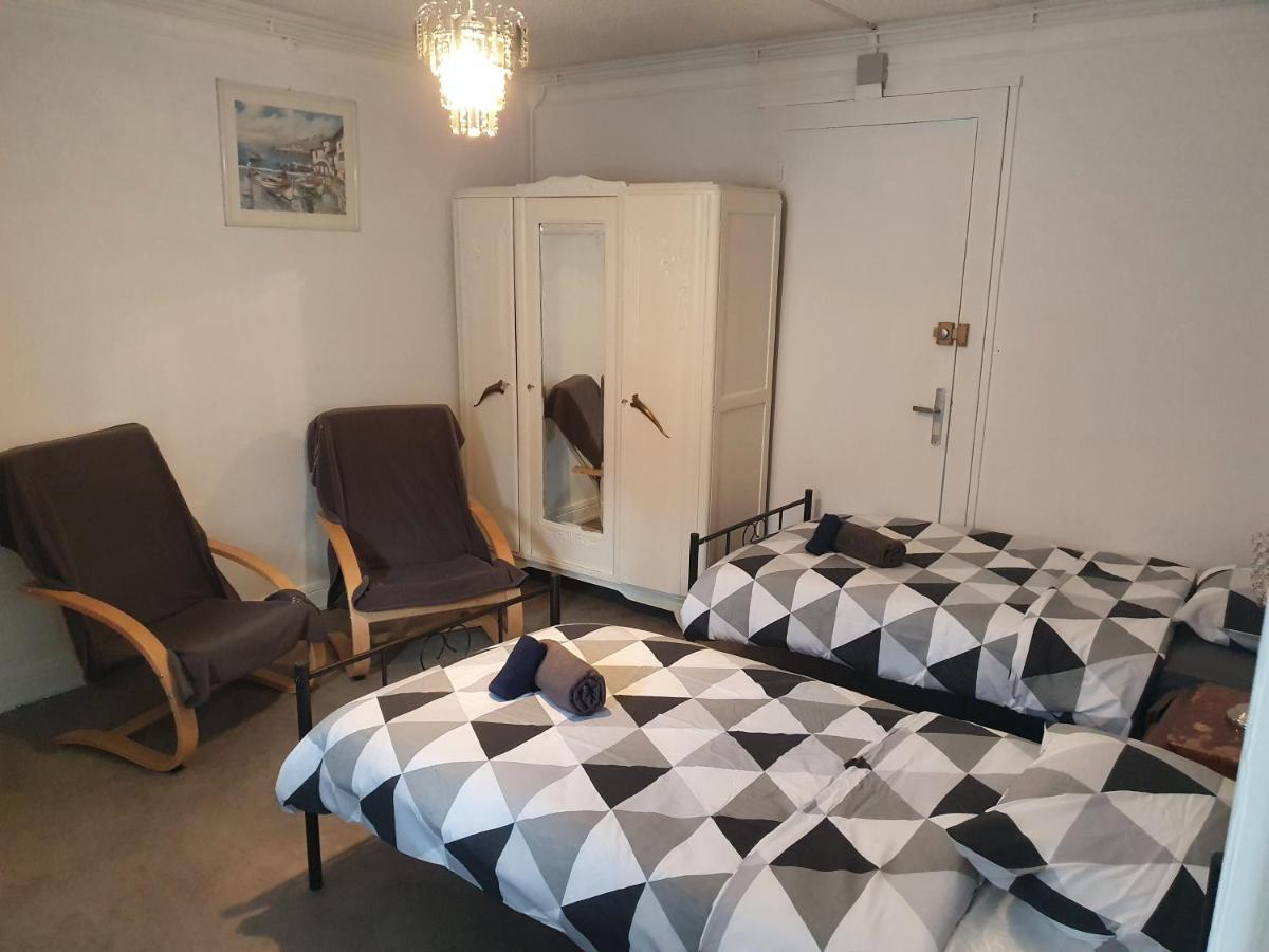 Apartamento Meublés HG Bains-les-Bains Exterior foto
